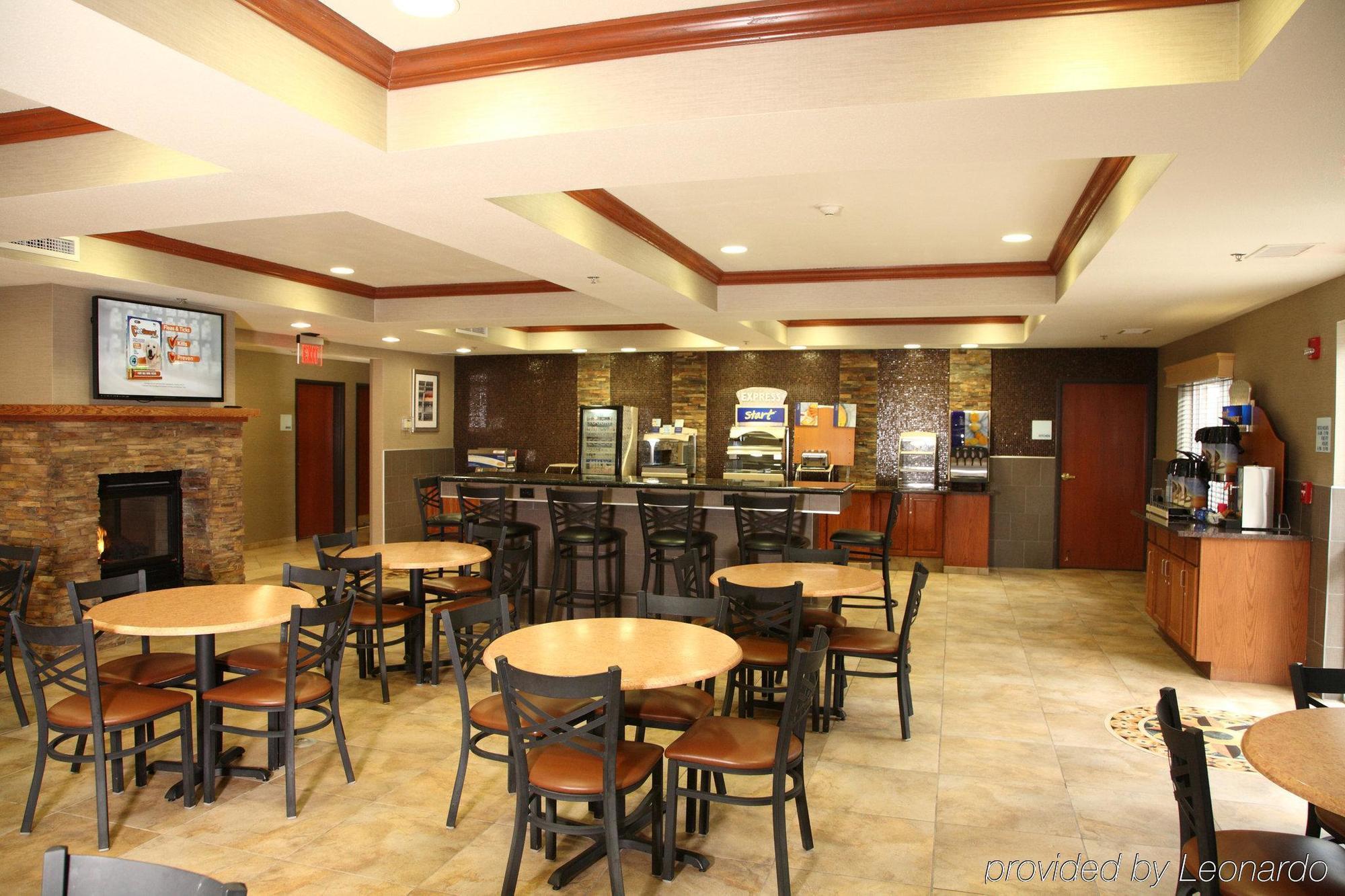 Holiday Inn Express & Suites Aberdeen By Ihg Exterior photo