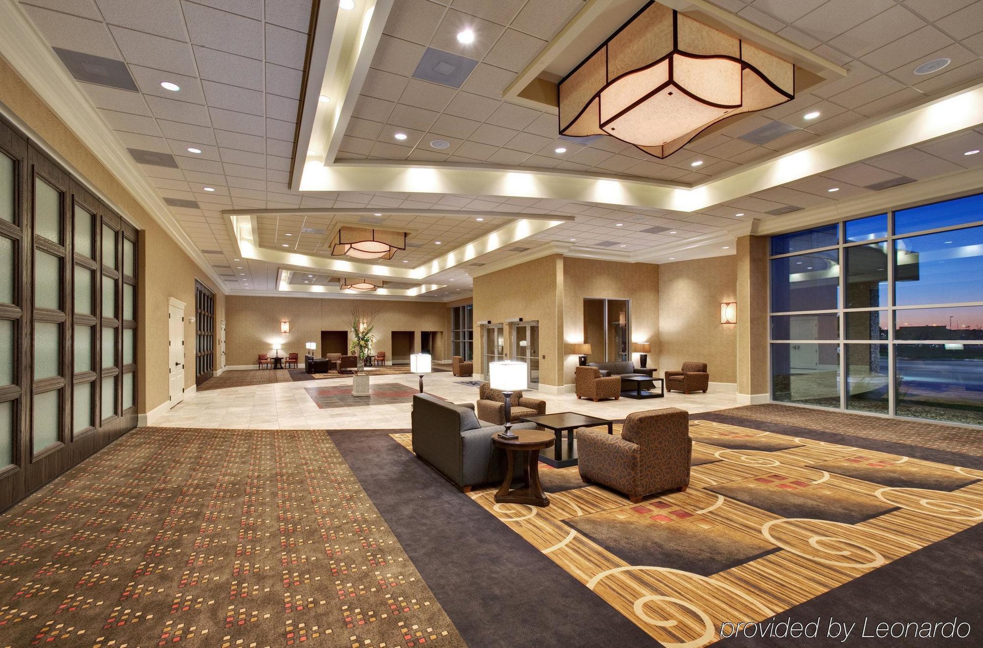 Holiday Inn Express & Suites Aberdeen By Ihg Interior photo